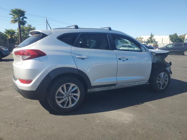 2017 HYUNDAI TUCSON LIM KM8J33A42HU381185