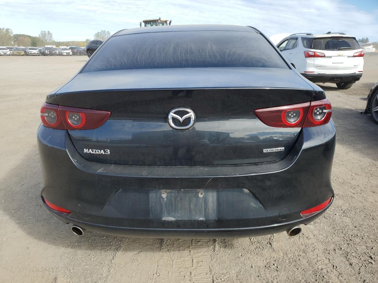 MAZDA 3 PREFERRED