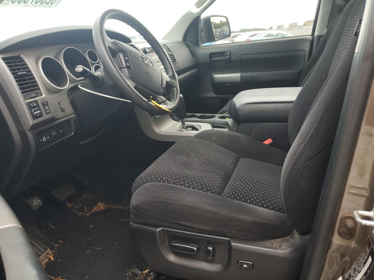 TOYOTA TUNDRA DOUBLE CAB SR5