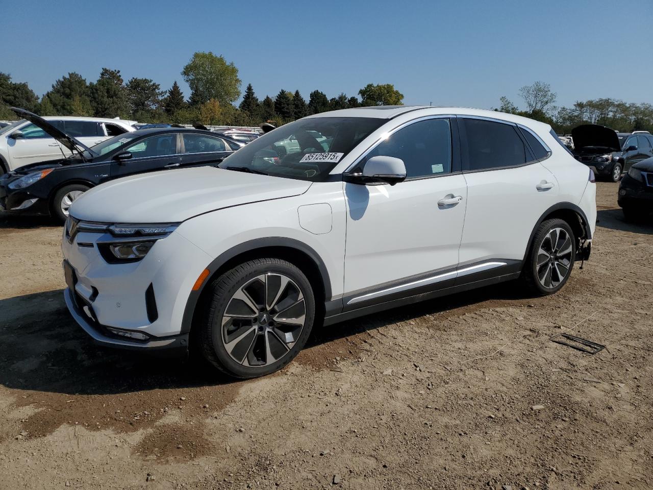 Lot #3279819281 2025 VINFAST TRADING AND PRODU VF 8 PLUS