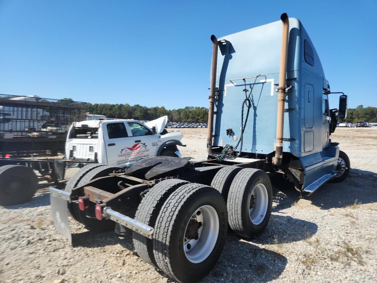 Lot #3279742950 2006 FREIGHTLINER CONVENTION
