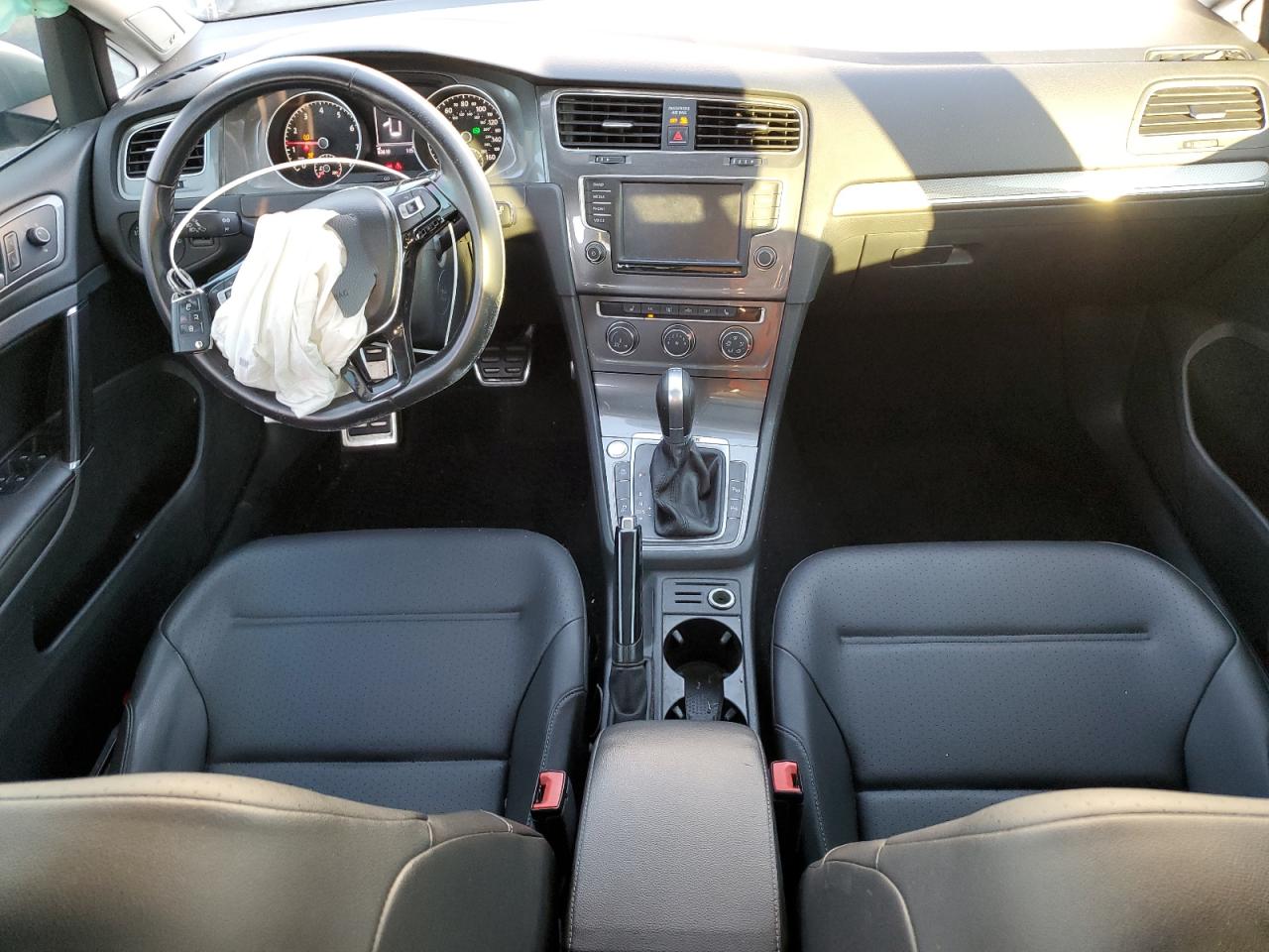 Lot #3309711848 2017 VOLKSWAGEN GOLF ALLTR