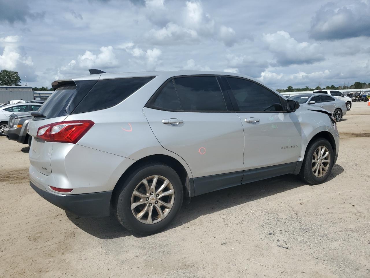 CHEVROLET EQUINOX LS