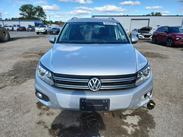 2015 VOLKSWAGEN TIGUAN S #3304721928