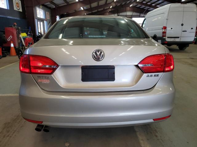 2013 VOLKSWAGEN JETTA SE - 3VWDP7AJ6DM216044