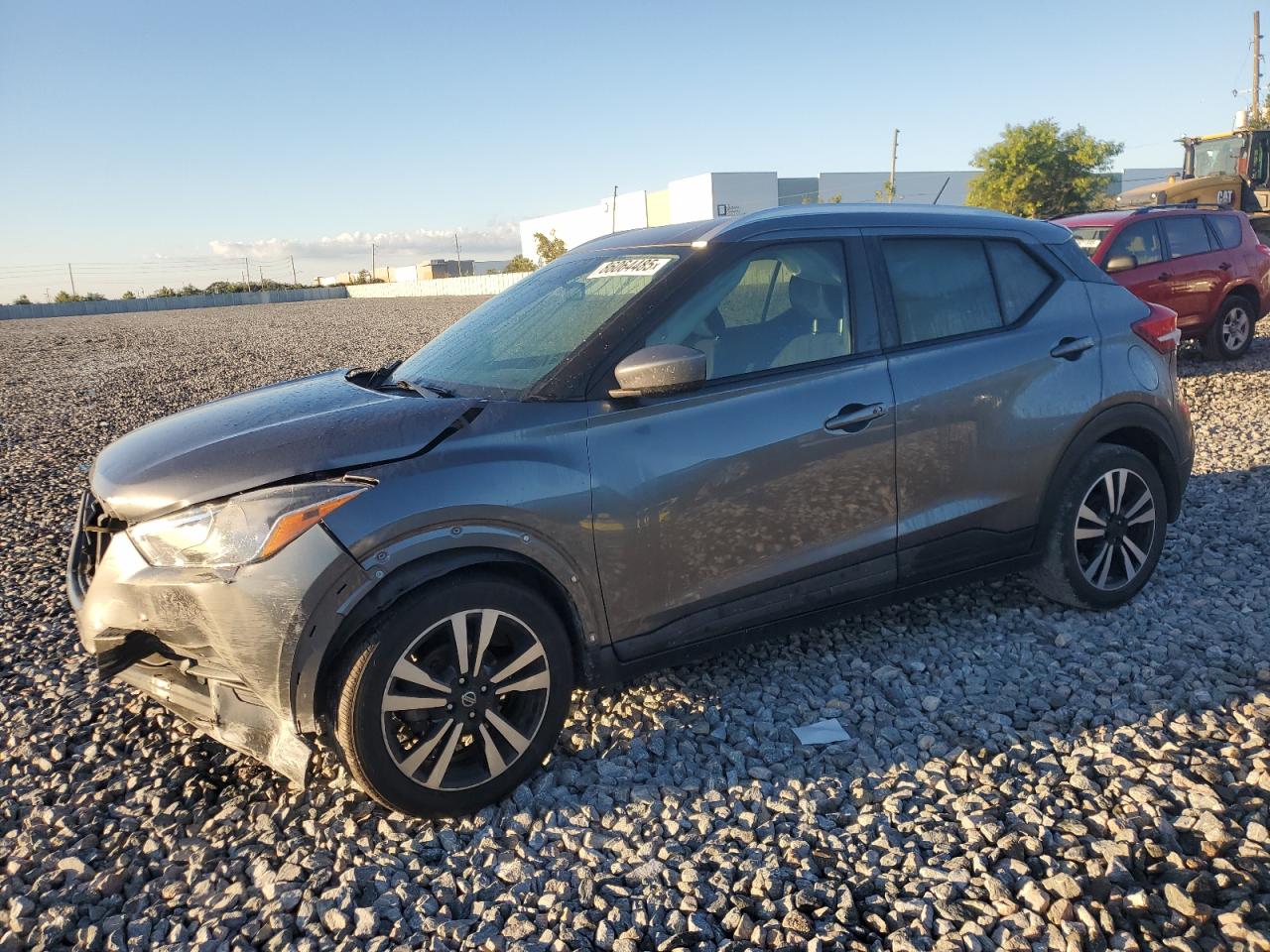 NISSAN KICKS S
