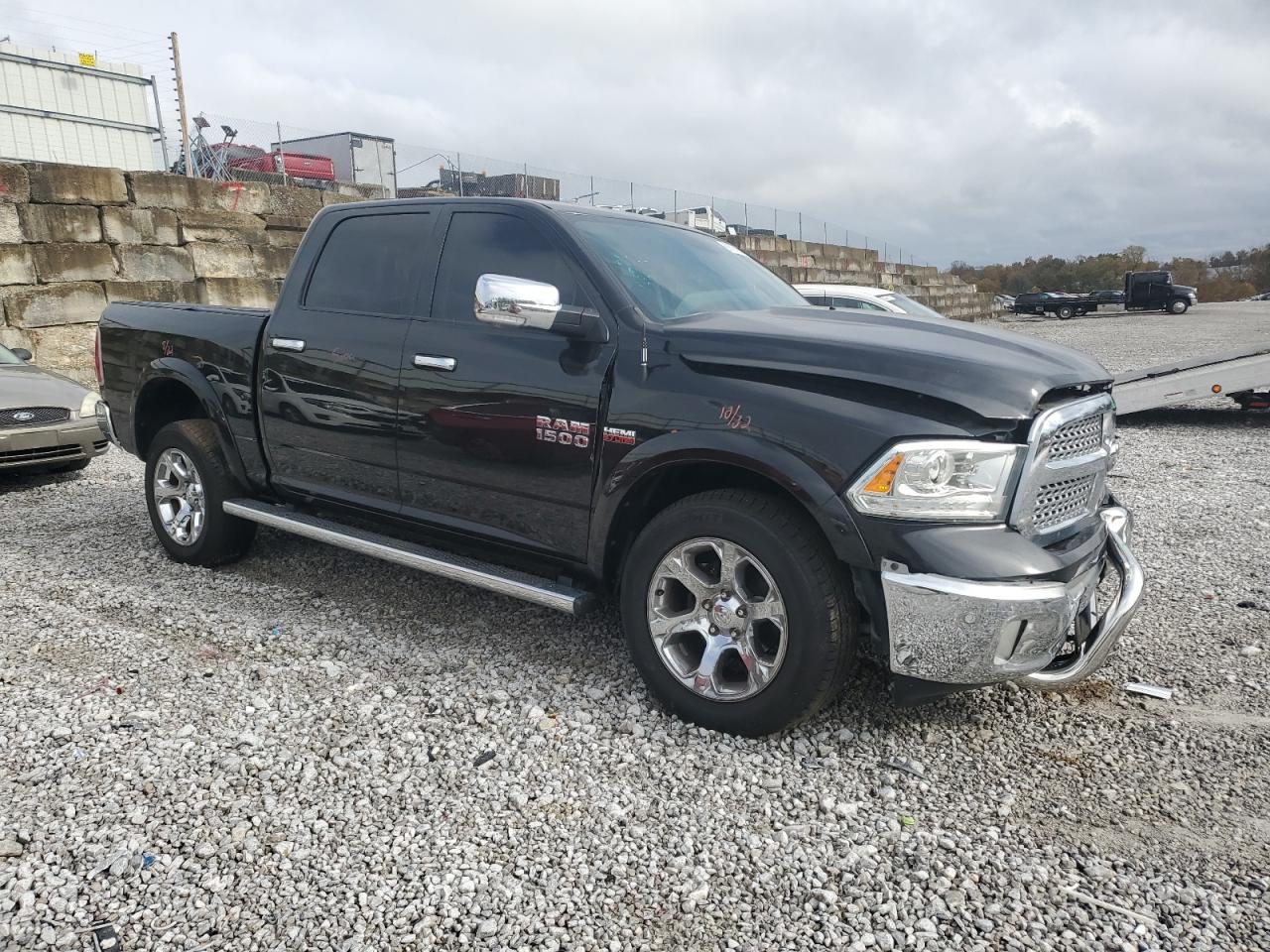 RAM 1500 LARAMIE