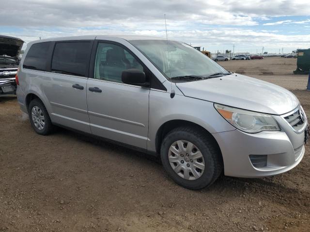 2010 VOLKSWAGEN ROUTAN S #3305339307