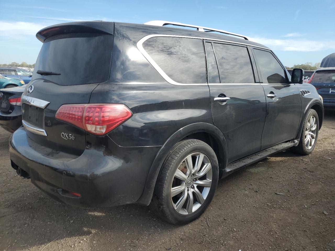 INFINITI QX56