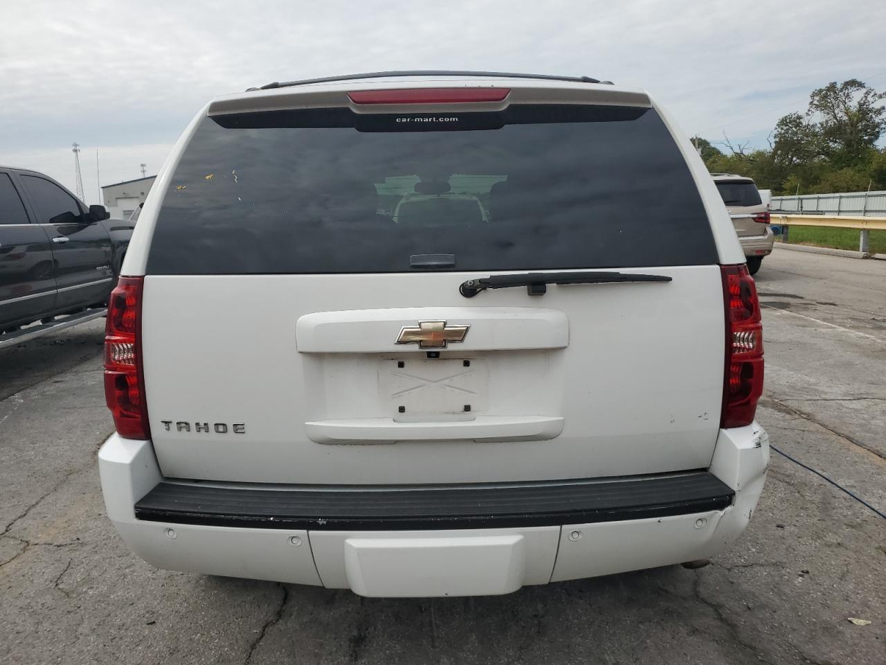 CHEVROLET TAHOE C1500 LTZ