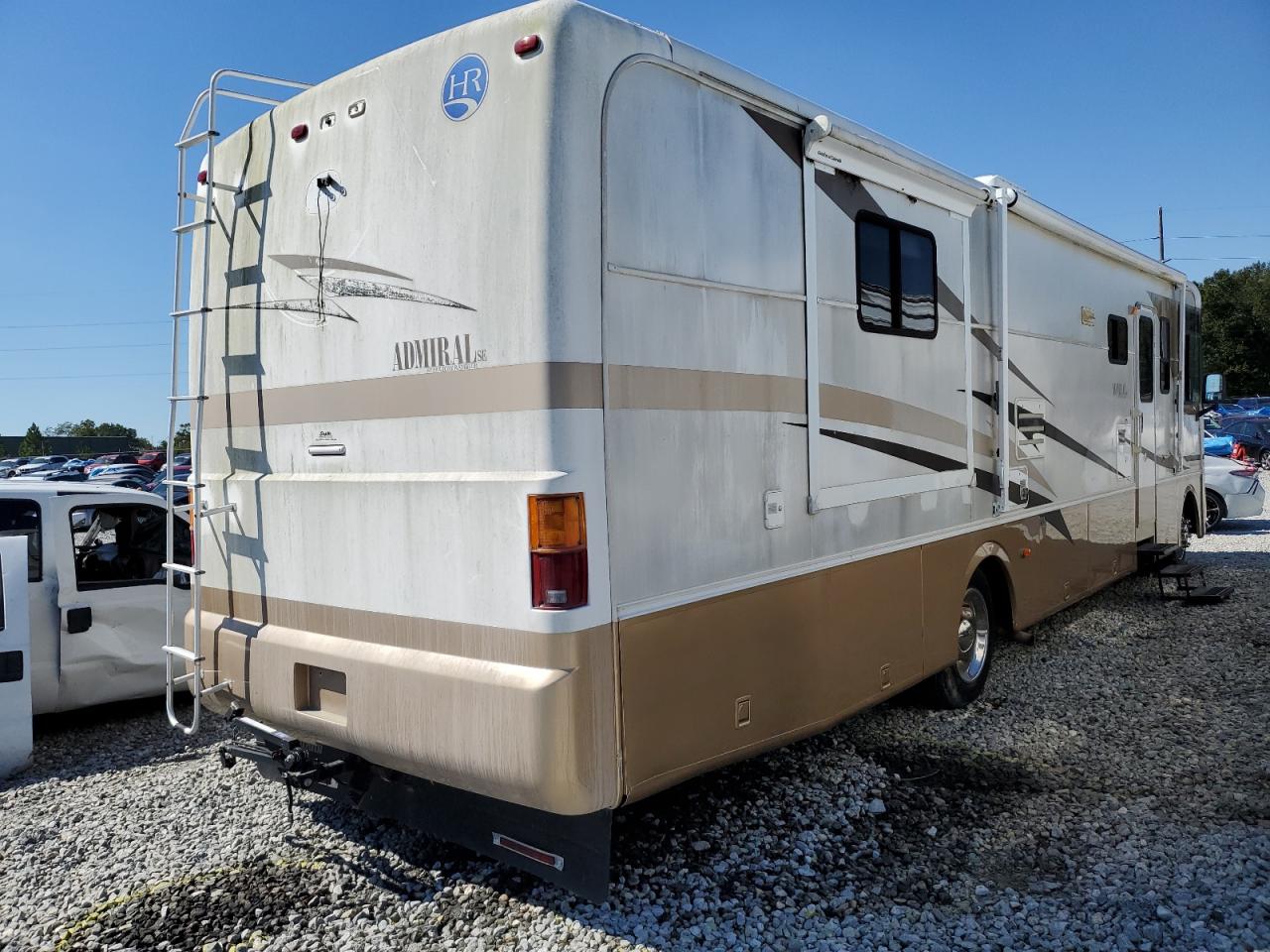 Lot #3291221977 2002 WORKHORSE CUSTOM CHASSIS MOTORHOME