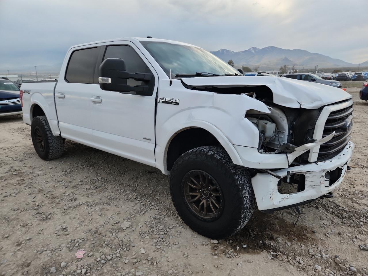 FORD F-150 SUPERCREW