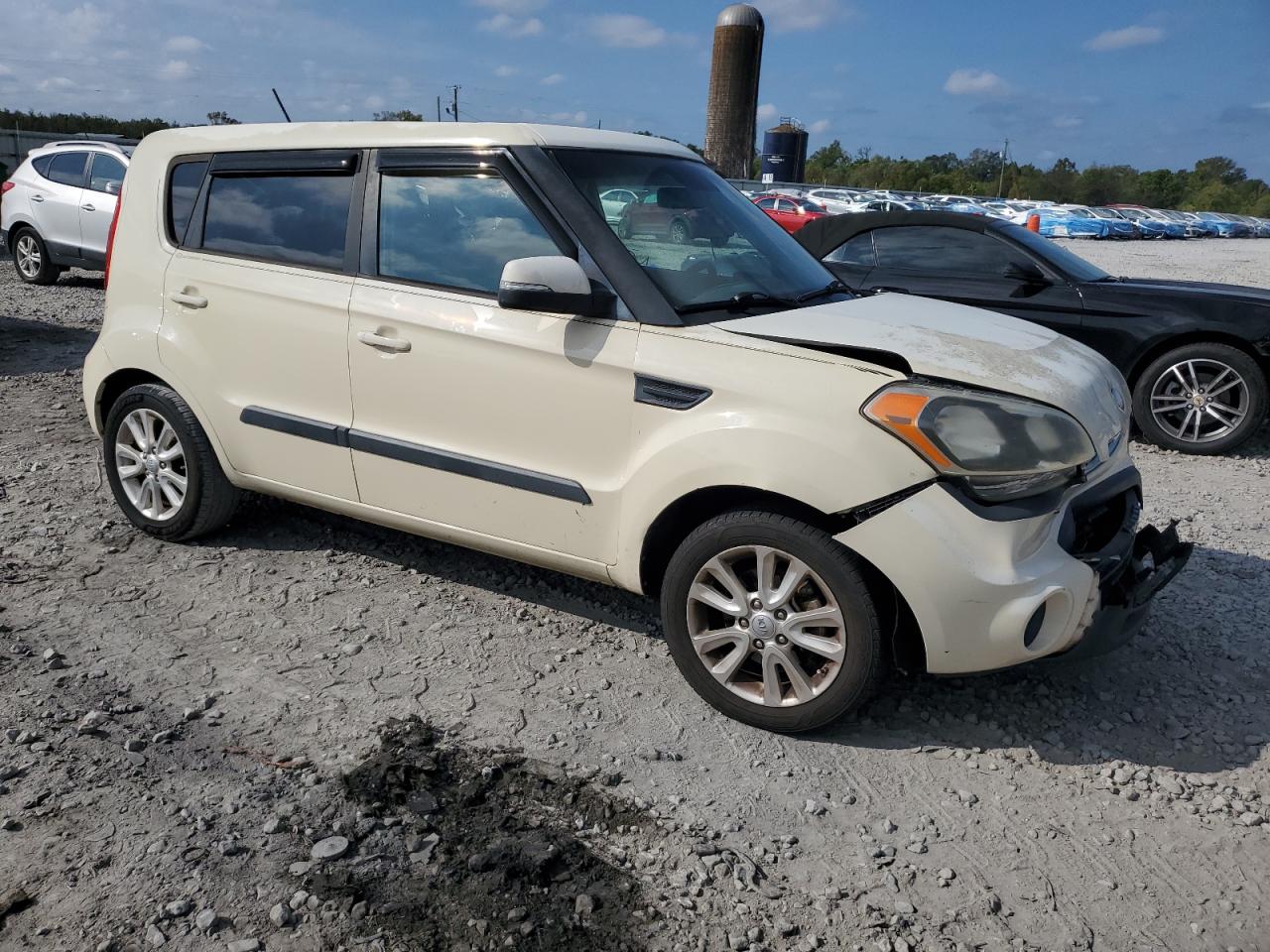 KIA SOUL +