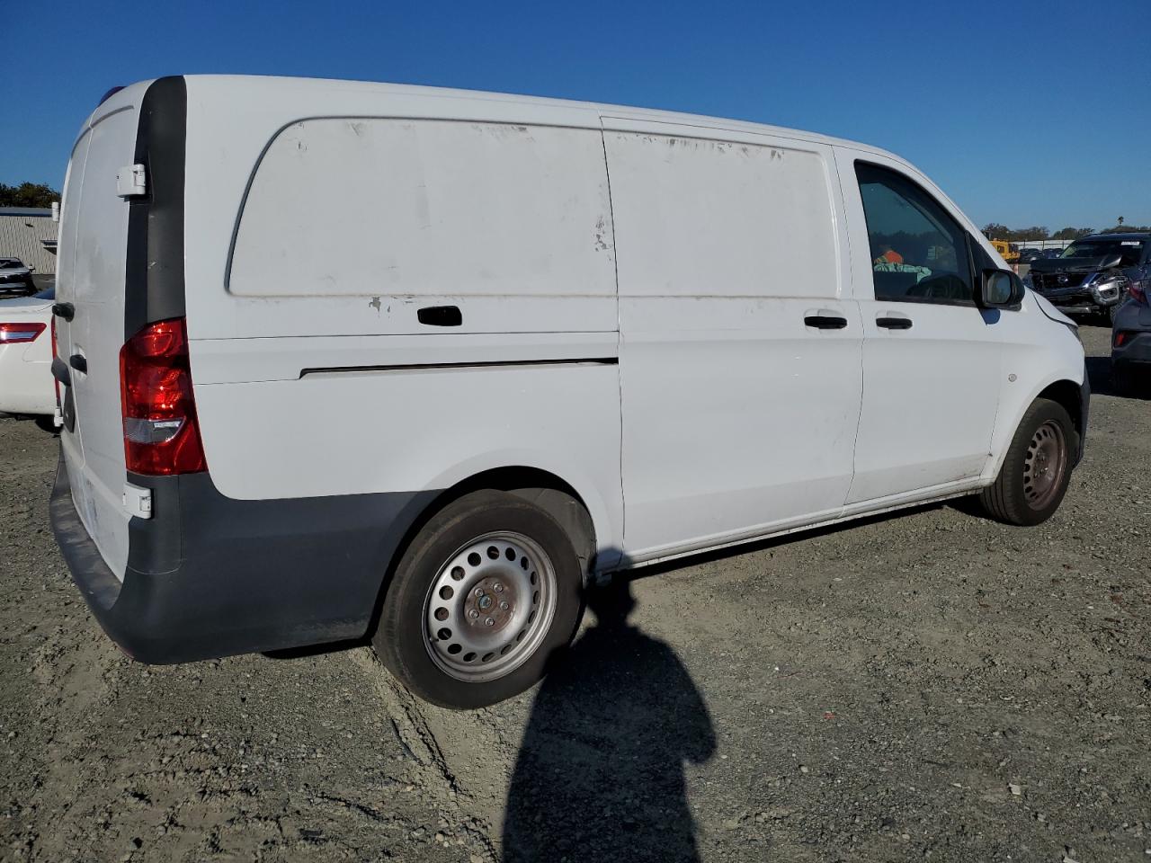 MERCEDES-BENZ METRIS