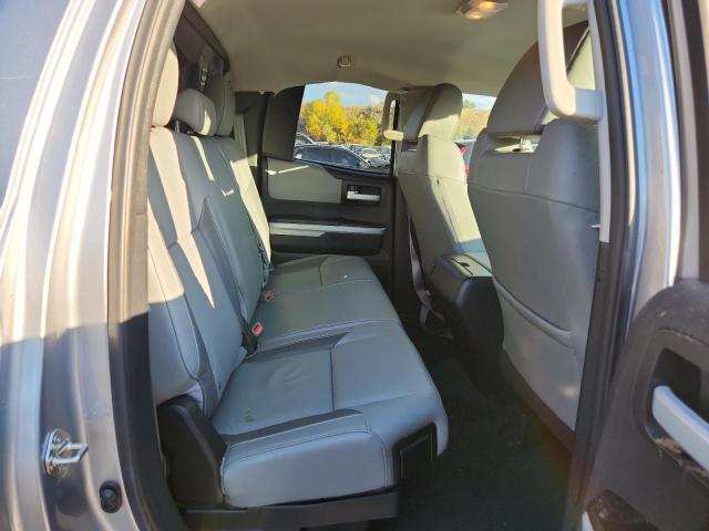 2019 TOYOTA TUNDRA DOU - 5TFBY5F14KX843269