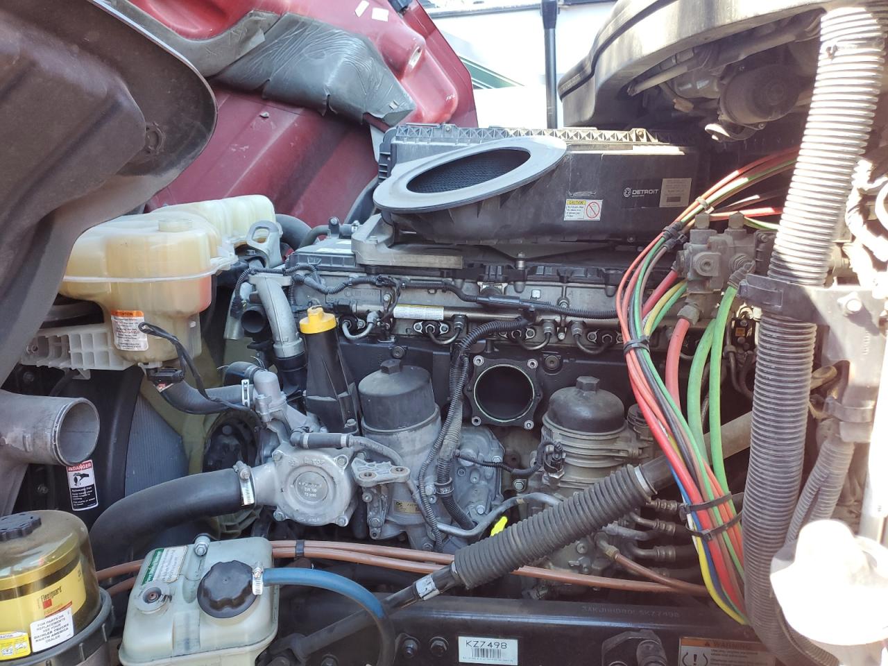 Lot #3264657927 2020 FREIGHTLINER CASCADIA 1