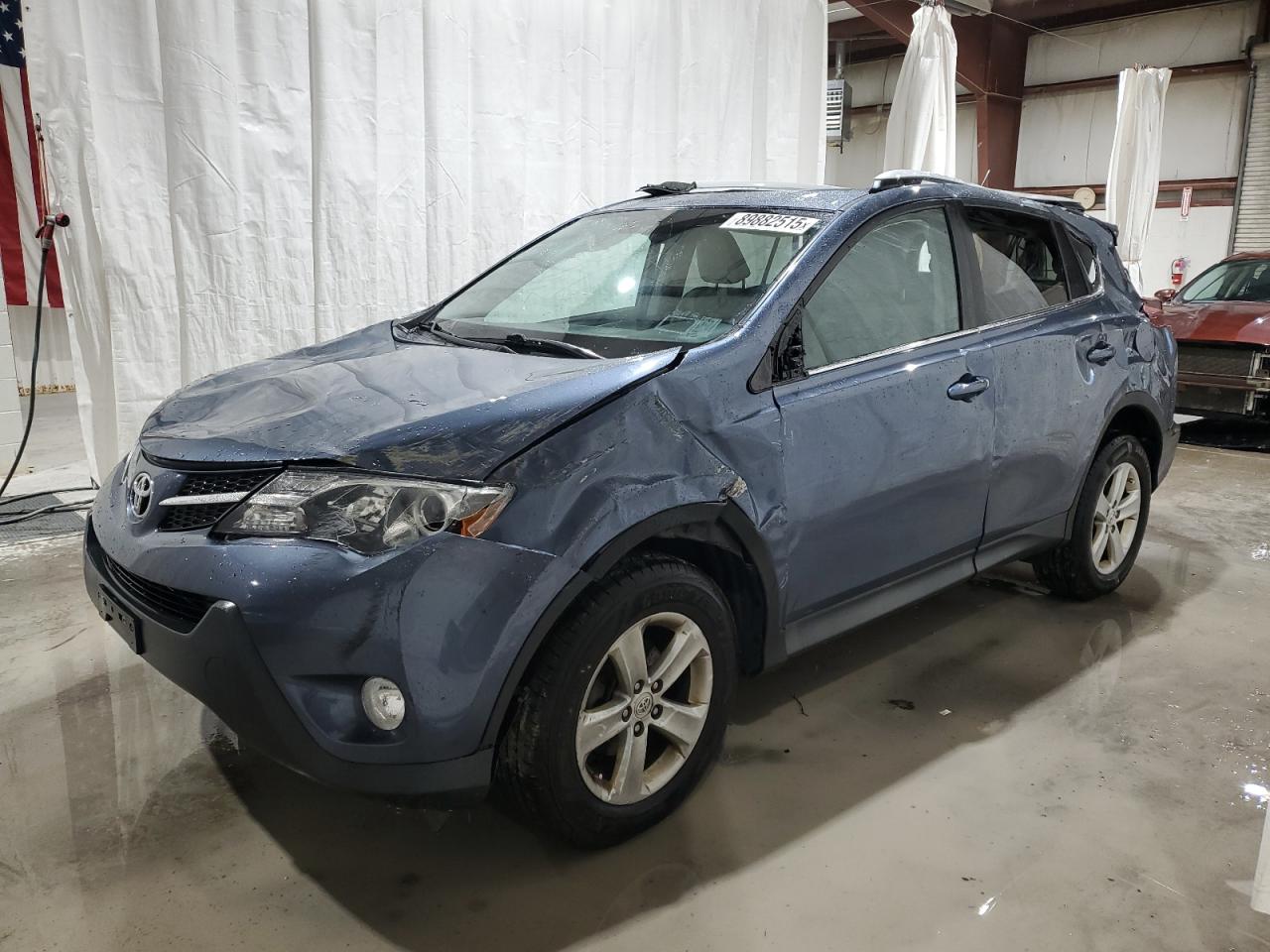 TOYOTA RAV4 XLE