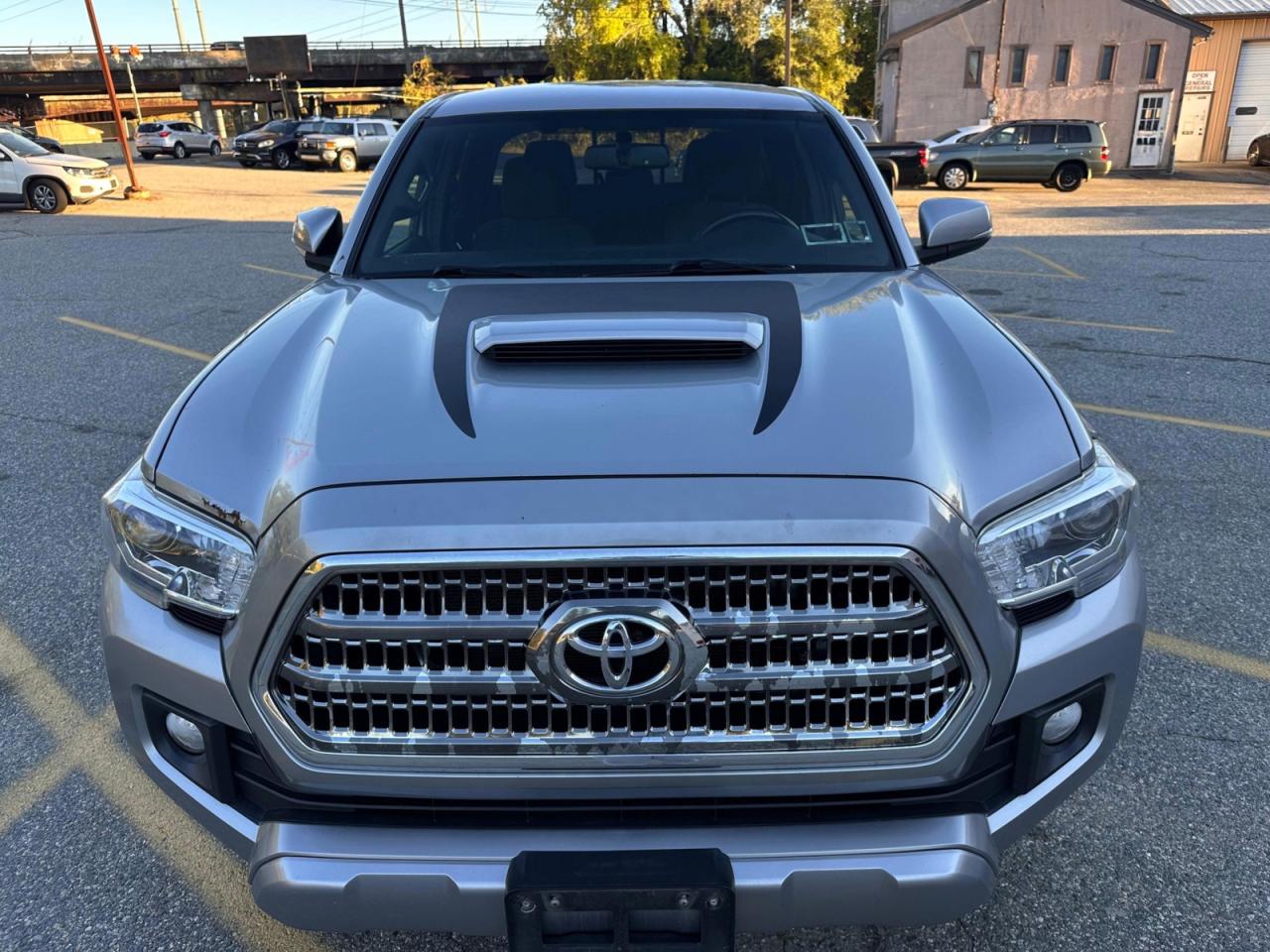TOYOTA TACOMA DOUBLE CAB