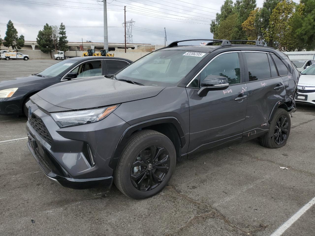 TOYOTA RAV4 XSE