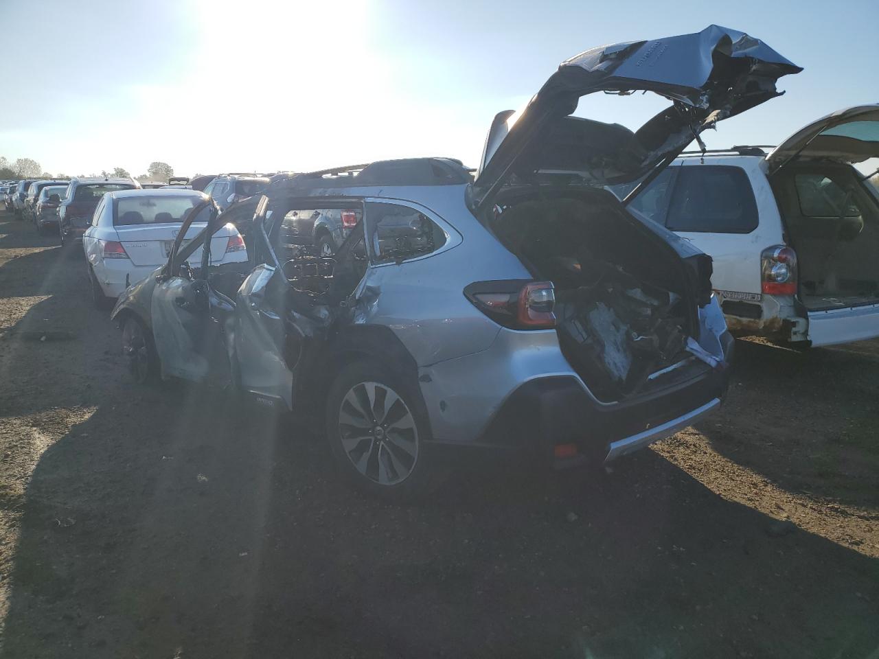 SUBARU OUTBACK LIMITED