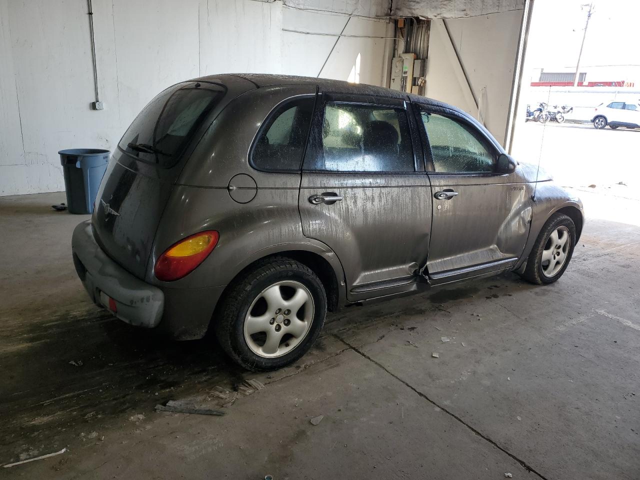 Lot #3303639941 2002 CHRYSLER PT CRUISER