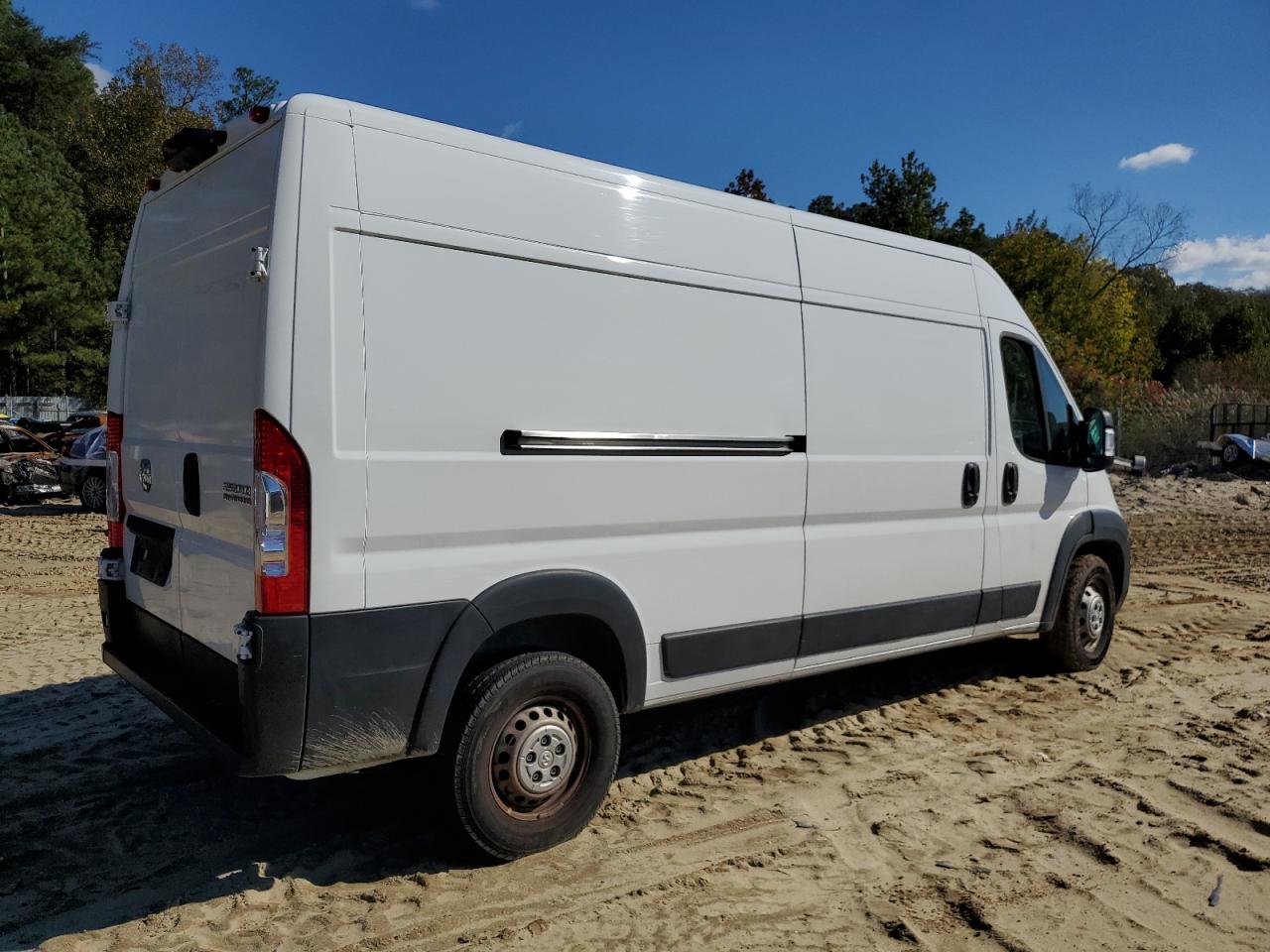 RAM PROMASTER 2500 HIGH