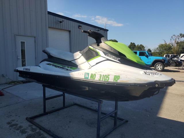 Global Auto Auctions: 2017 YAMAHA WAVE RUNNER VX