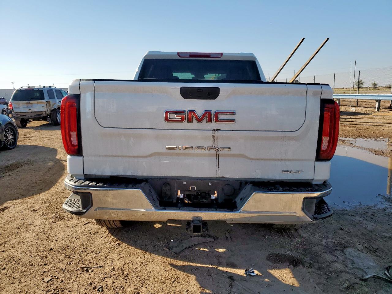 GMC SIERRA C1500 SLT
