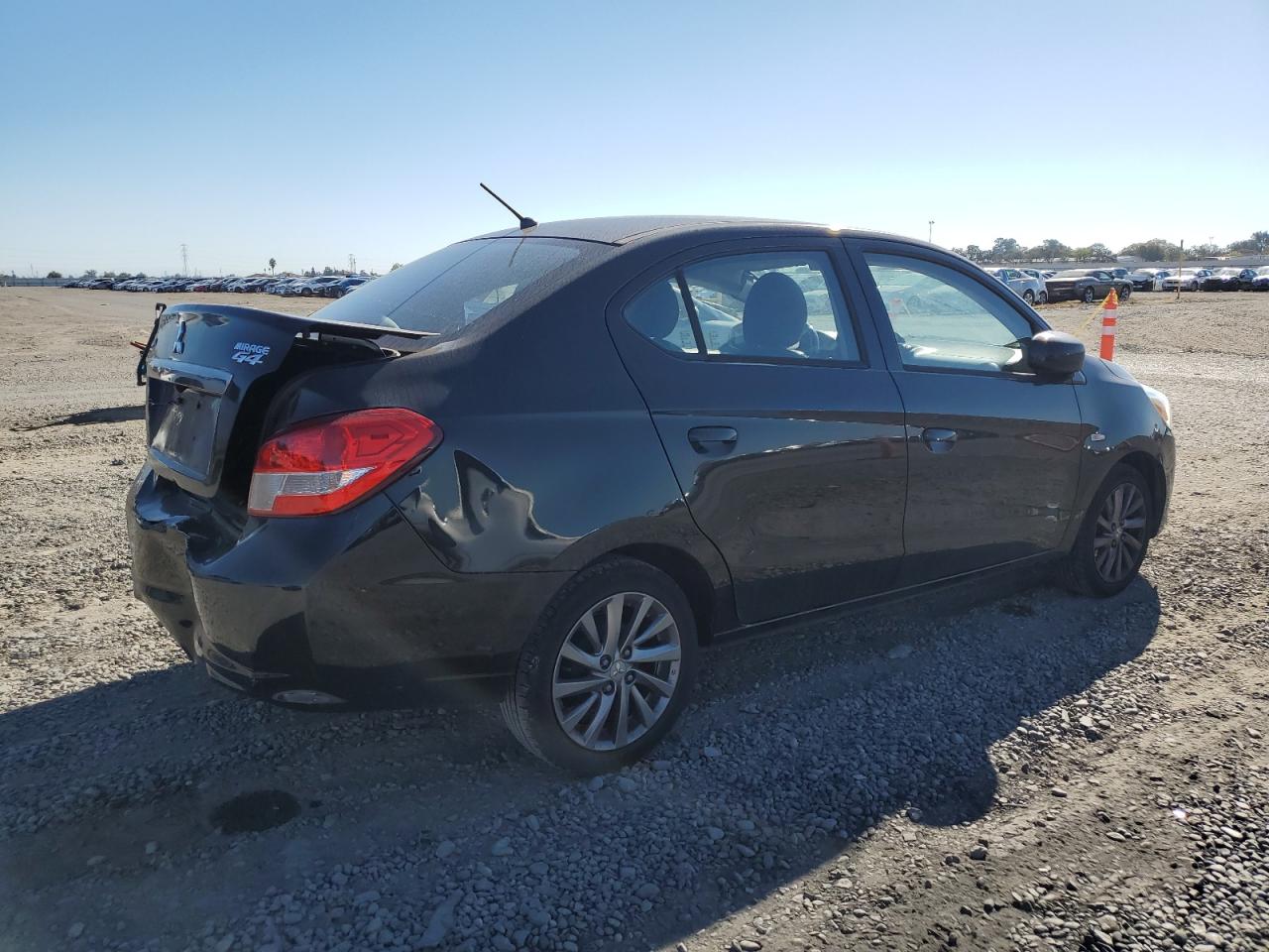 MITSUBISHI MIRAGE G4 ES