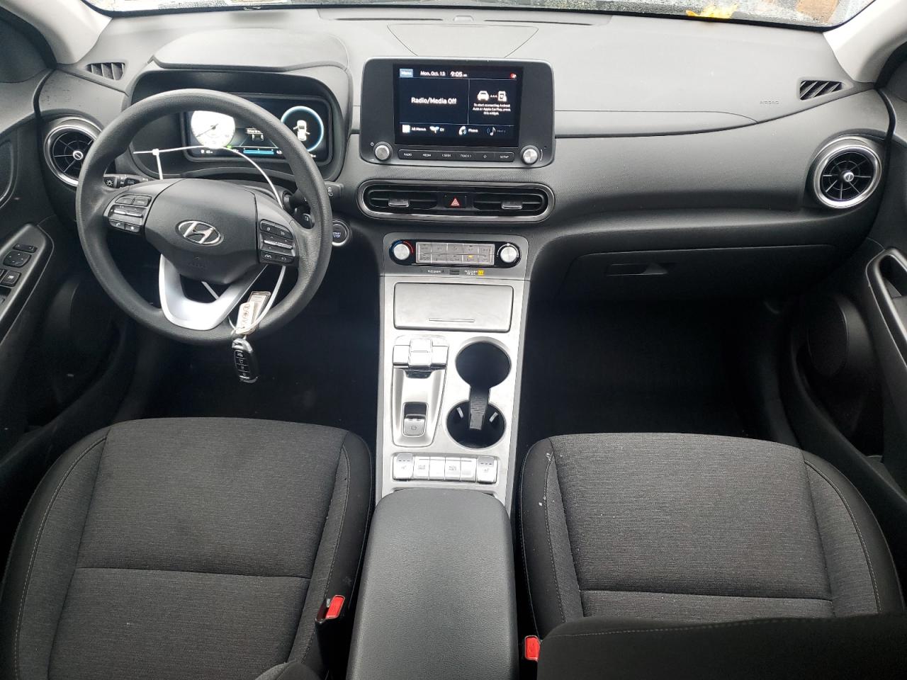 HYUNDAI KONA SE