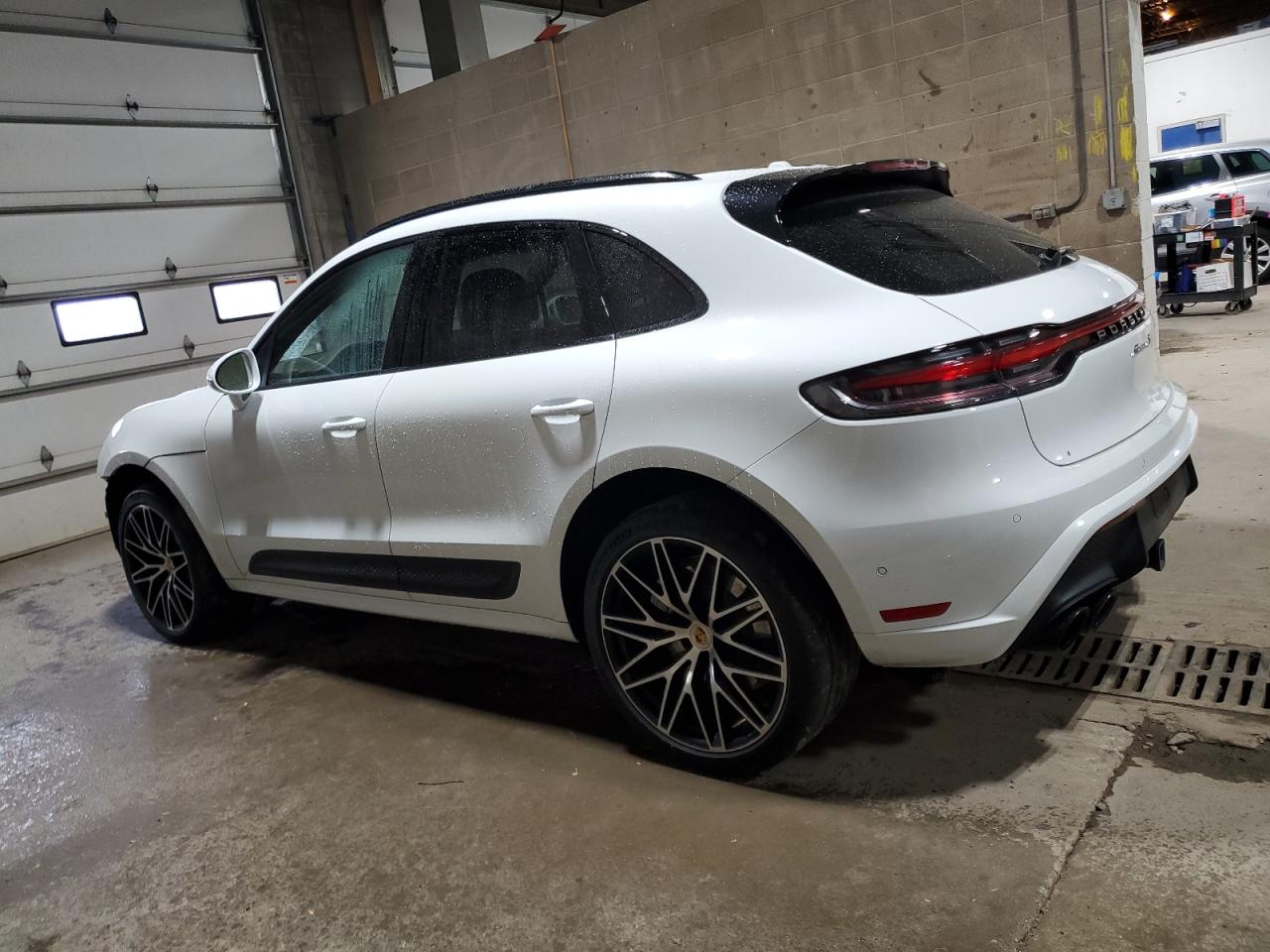 PORSCHE MACAN S