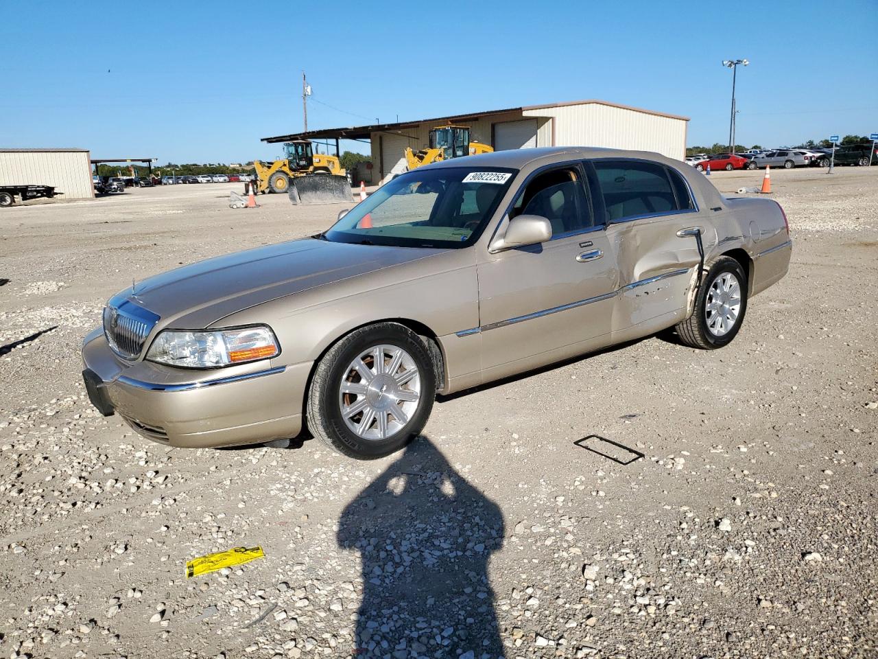 LINCOLN TOWN CAR SIGNATURE LIMITED