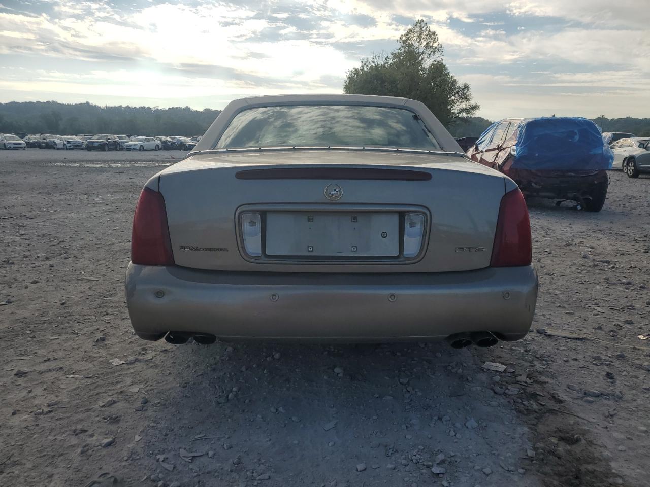Lot #3315994086 2002 CADILLAC DEVILLE