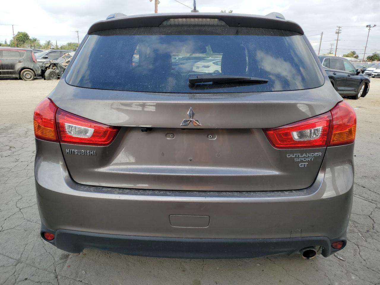 MITSUBISHI OUTLANDER SEL