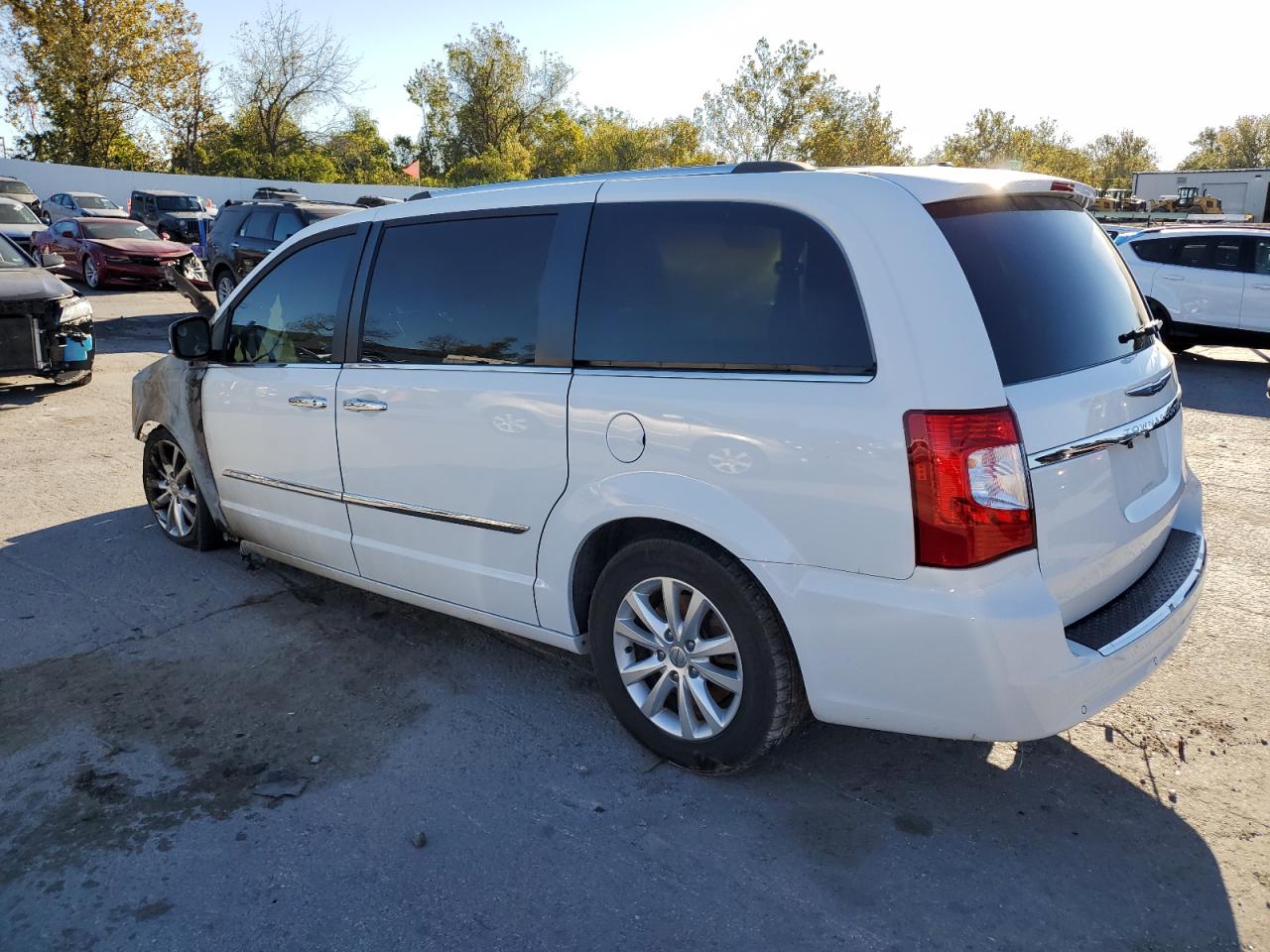 CHRYSLER TOWN & COUNTRY LIMITED PLATINUM