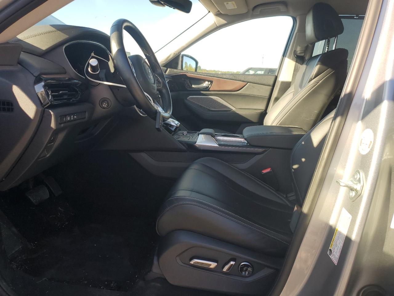 ACURA MDX TECHNOLOGY