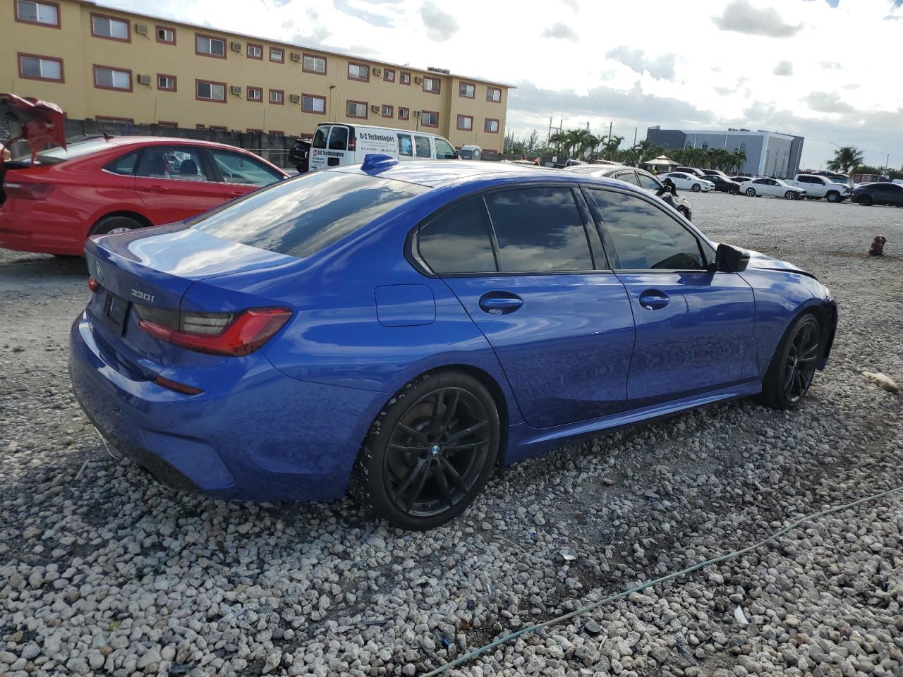 BMW 3 SERIES 330I