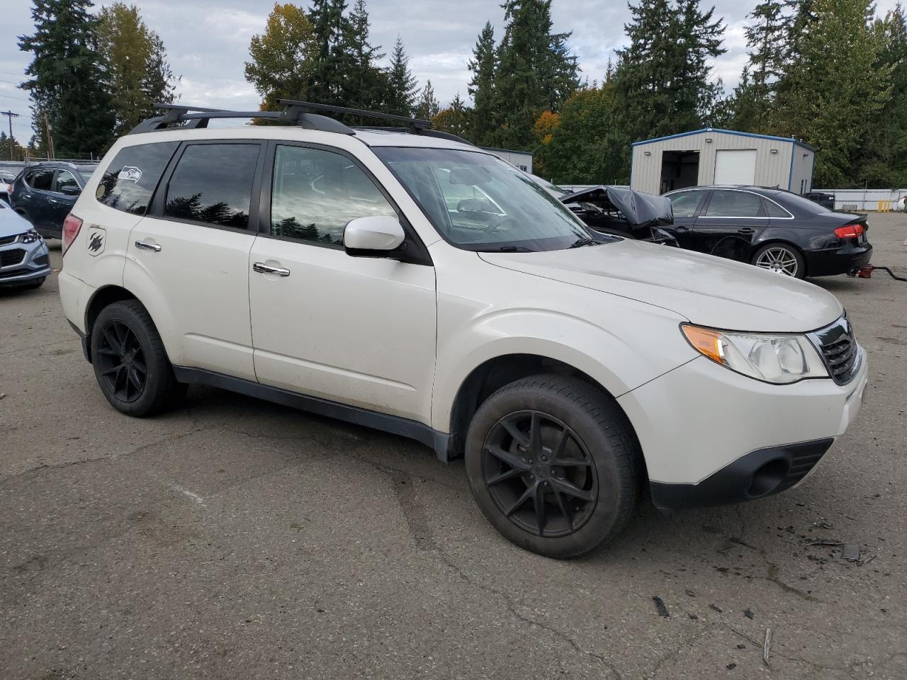 SUBARU FORESTER 2.5X PREMIUM