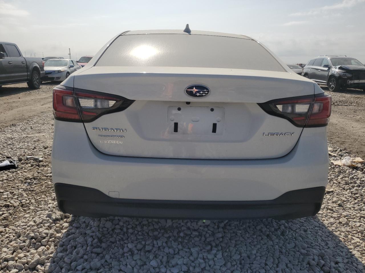 SUBARU LEGACY PREMIUM