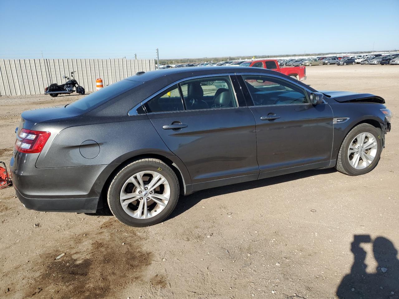 Lot #3301813326 2018 FORD TAURUS