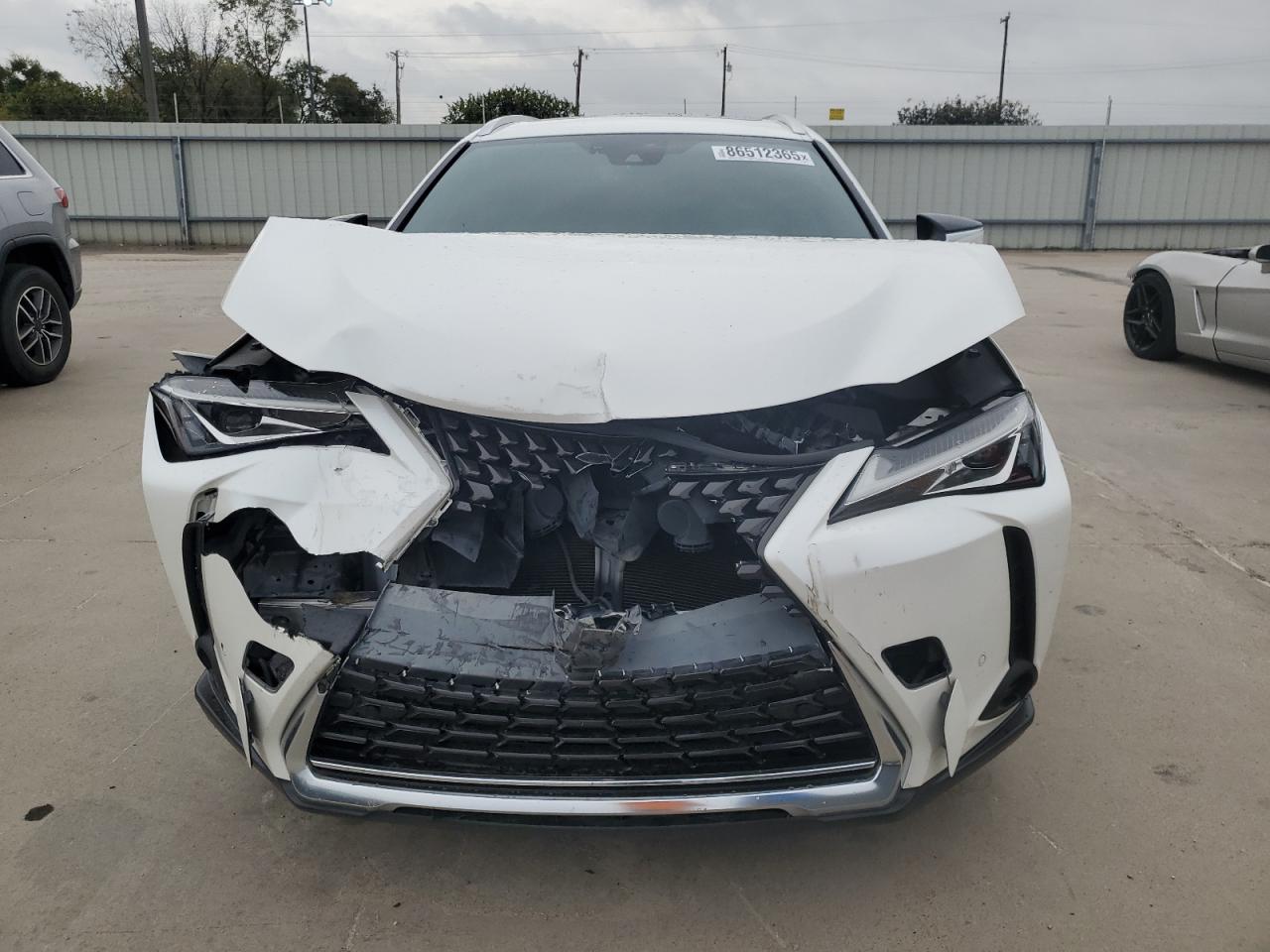 LEXUS UX 200