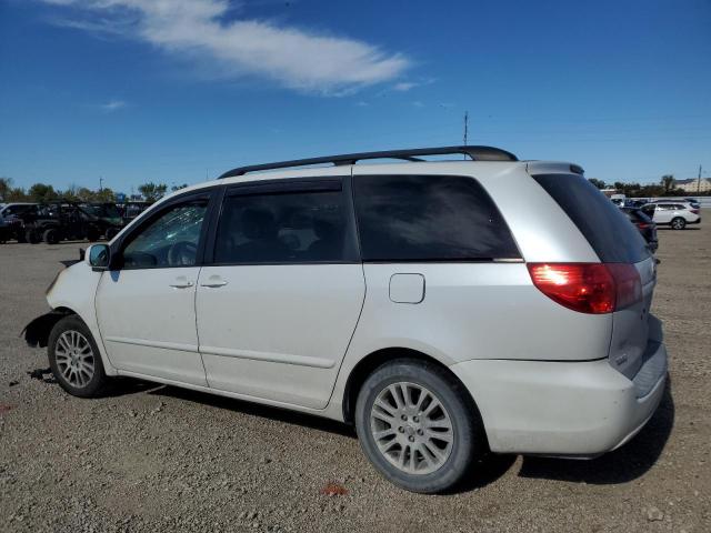 2010 TOYOTA SIENNA XLE - 5TDYK4CC2AS295580