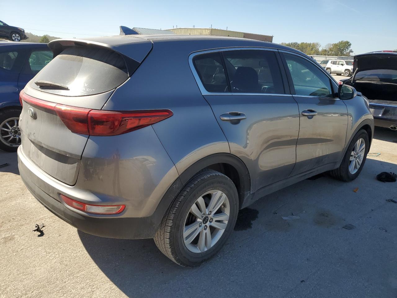 KIA SPORTAGE LX