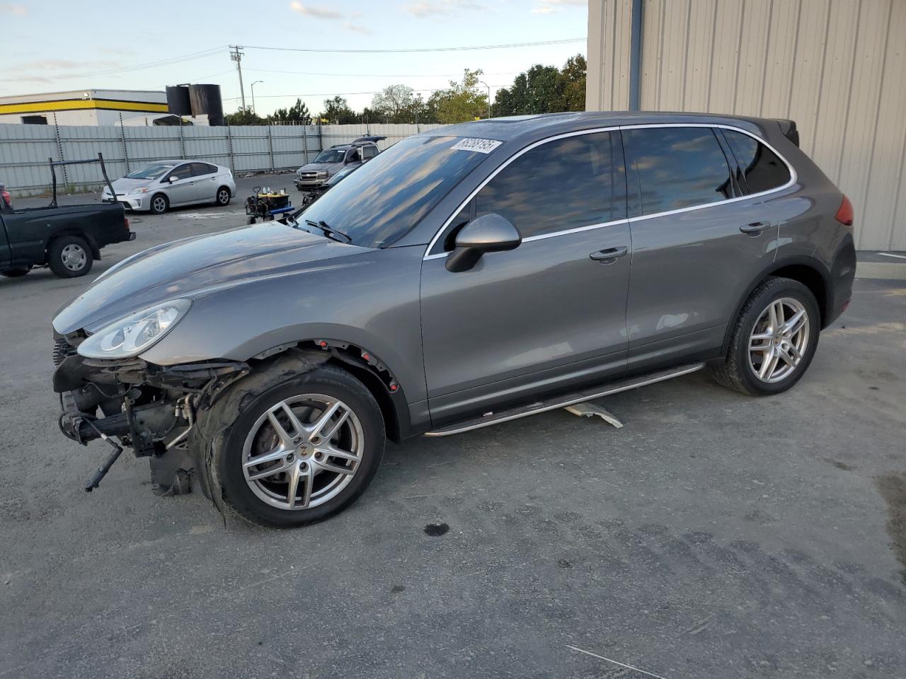 PORSCHE CAYENNE
