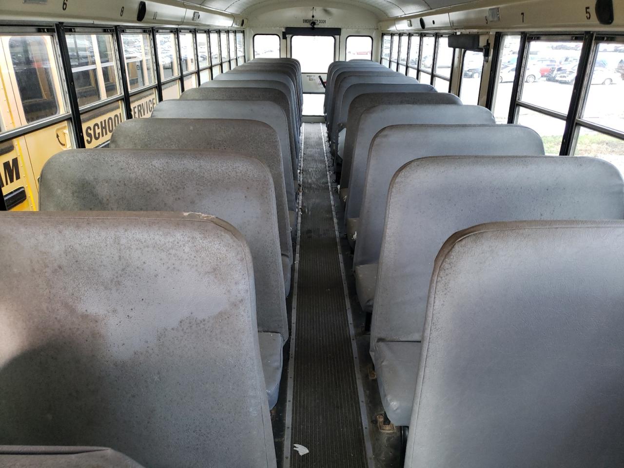 Lot #3279529275 2009 IC CORPORATION 3000 CE