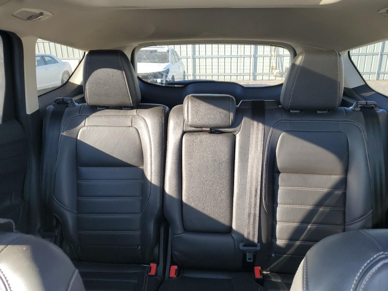 FORD ESCAPE TITANIUM