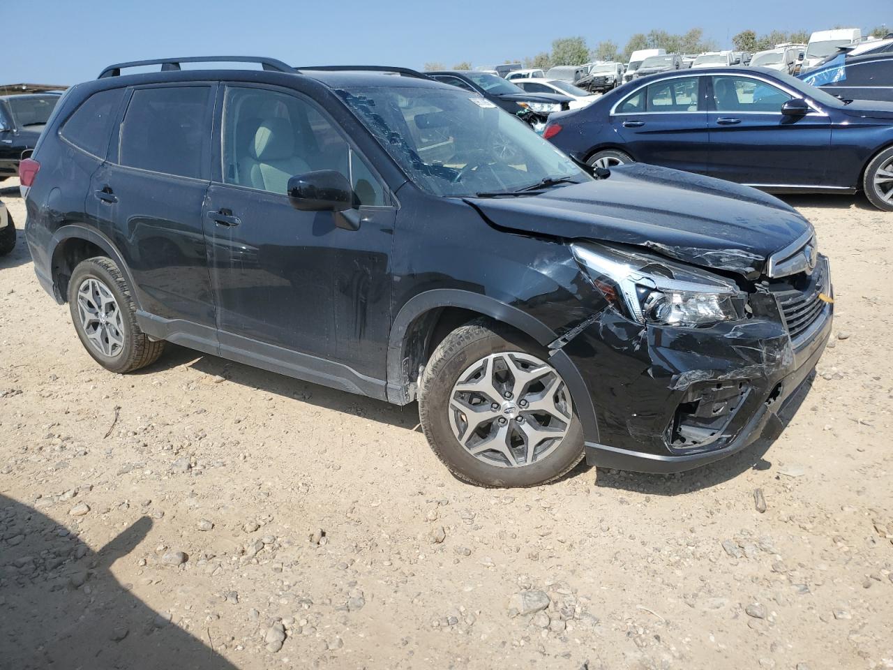 SUBARU FORESTER PREMIUM