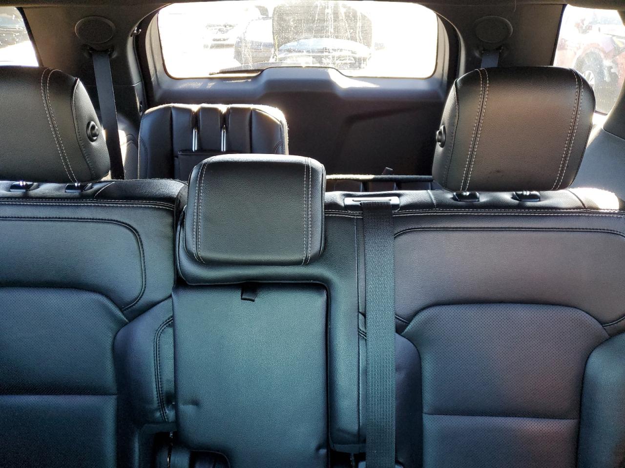 FORD EXPLORER LIMITED