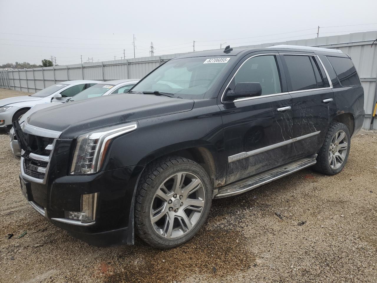 CADILLAC ESCALADE LUXURY