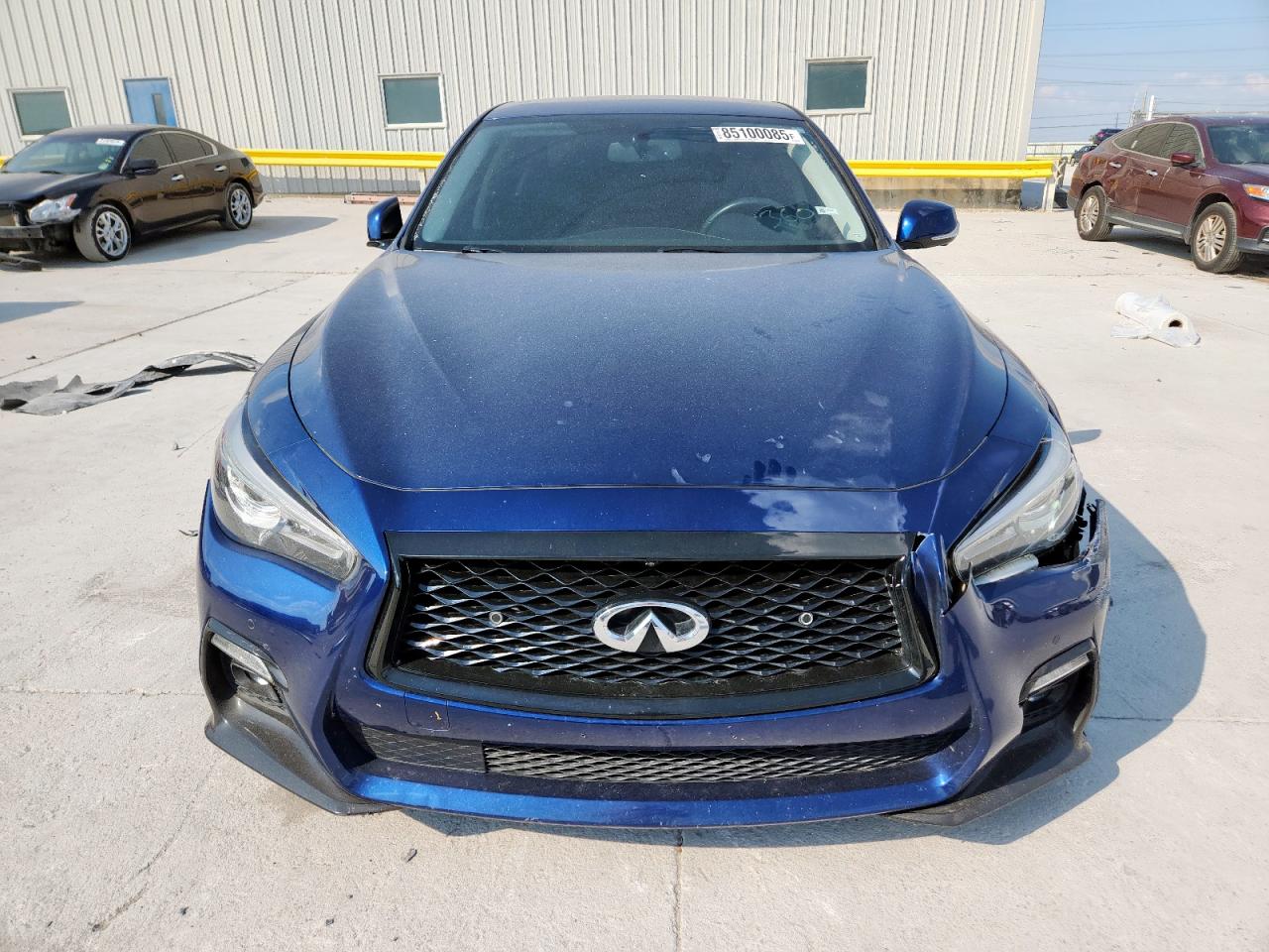 INFINITI Q50 LUXE
